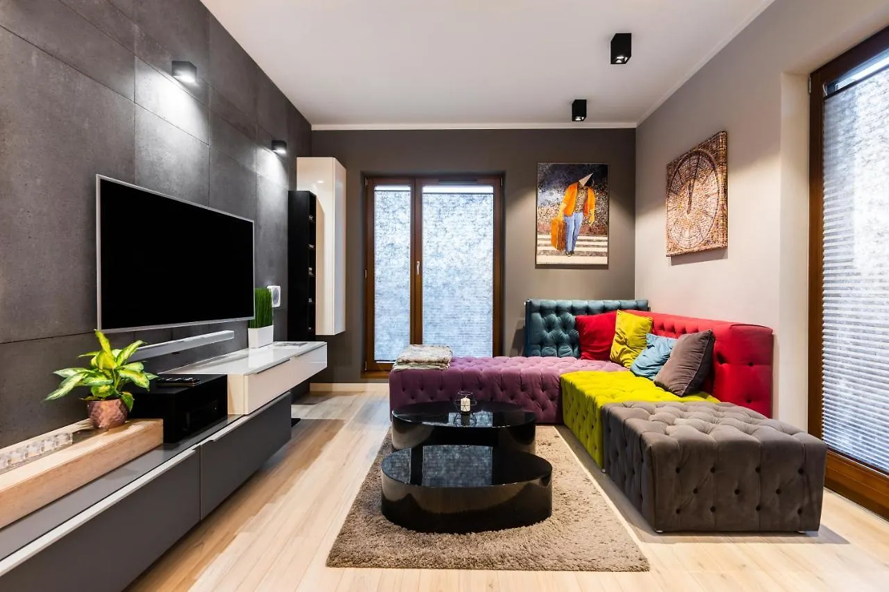 Elegant Business Accommodation With Parking - By Upstairs Cracovia 0*,  Polonia